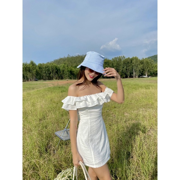 đầm bẹt vai 2 tầng bèo