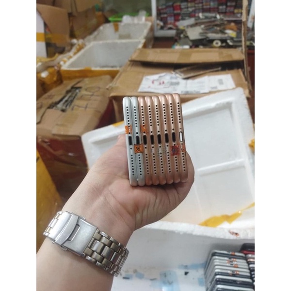 Vỏ táo 8 bốc máy 90-95%