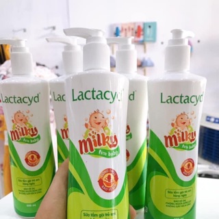 Sữa tắm lactacyd tắm gội cho bê