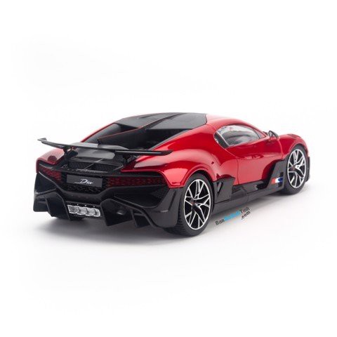 Mô hình xe Bugatti Divo 1:18 Bburago