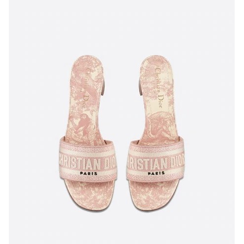 Xăng đan Gót Dày Thêu Chữ Nhiều Màu Sắc Cho Nữ