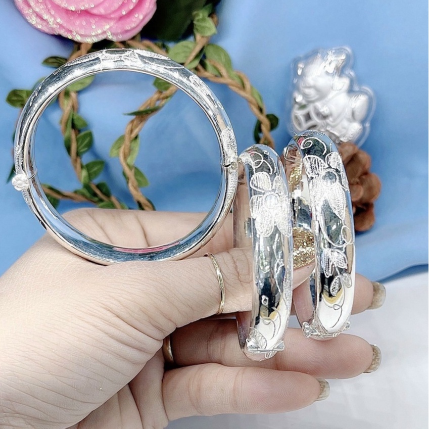 Vòng tay bạc khắc hoa văn ánh kim sang trọng_ bạc chuẩn