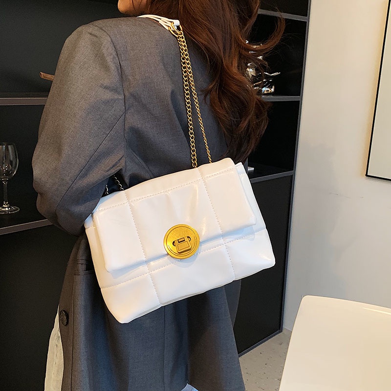 Túi Đeo Chéo Da Bóng Thời Trang Hàn Quốc 2022