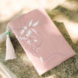 Túi thơm thêu handmade