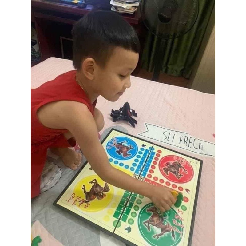 bộ đồ chơi cá ngựa cho bé