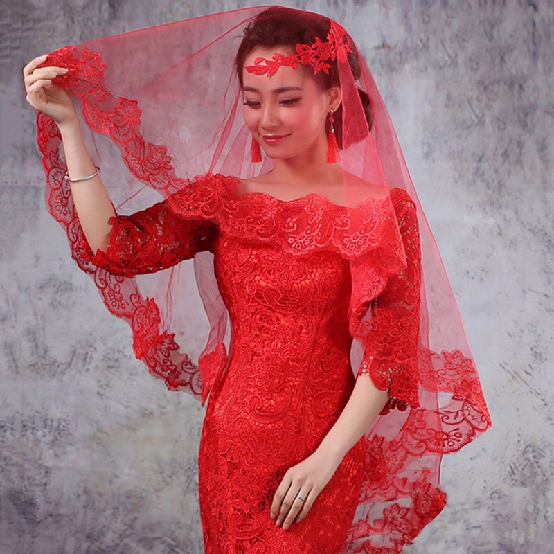 Mạng che mặt viền ren màu đỏ cho cô dâu