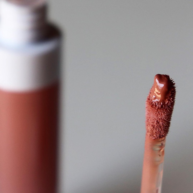 Son bóng Wet N Wild MegaLast Liquid Catsuit High-Shine Lipstick màu Cedar Later | BigBuy360 - bigbuy360.vn