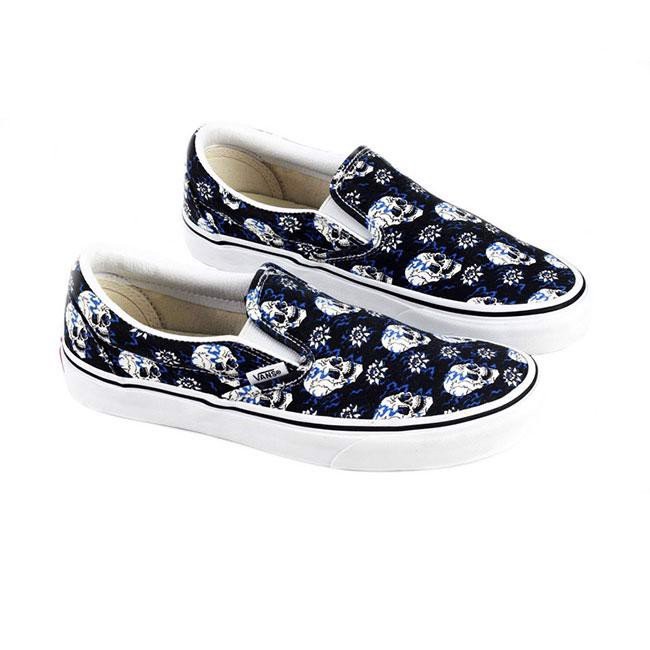 [Mã FAMALLT5 giảm 15% đơn 150k] Giày Vans UA Classic Slip-On Flash Skulls - VN0A4U381HJ