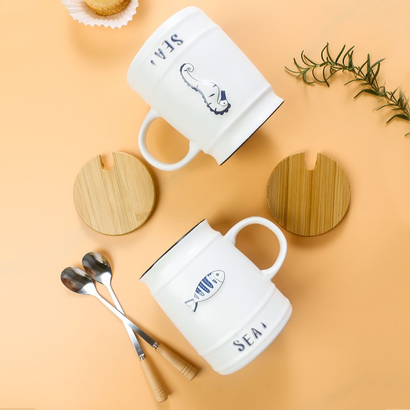 Cốc sứ WHITE SEA - KHẮC TÊN THEO YÊU CẦU, ly sứ uống nước CÓ NẮP GỖ giữ nhiệt và THÌA, 500ml, HÔP QUÀ TẶNG in logo, hình