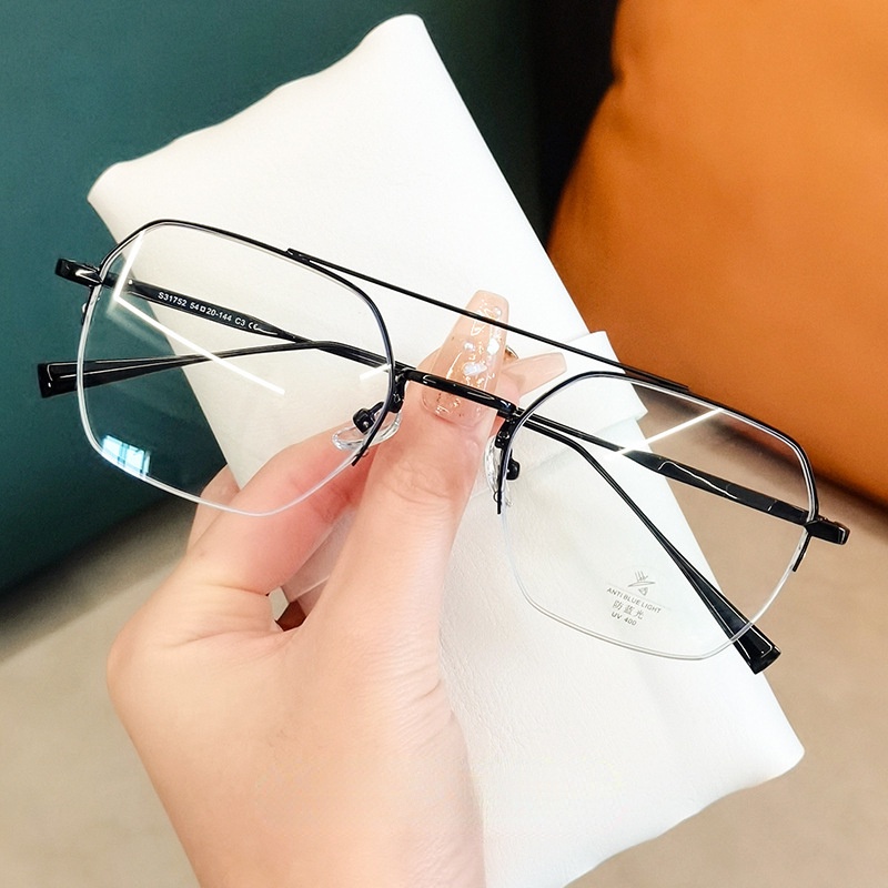 Mắt Kính Chống Bức Xạ Và Ánh Sáng Xanh Dành Cho Nam Và Nữ