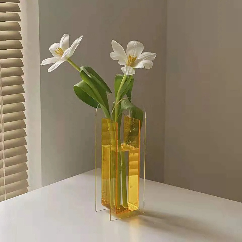 Bình hoa thủy canh bằng acrylic trang trí phòng ngủ