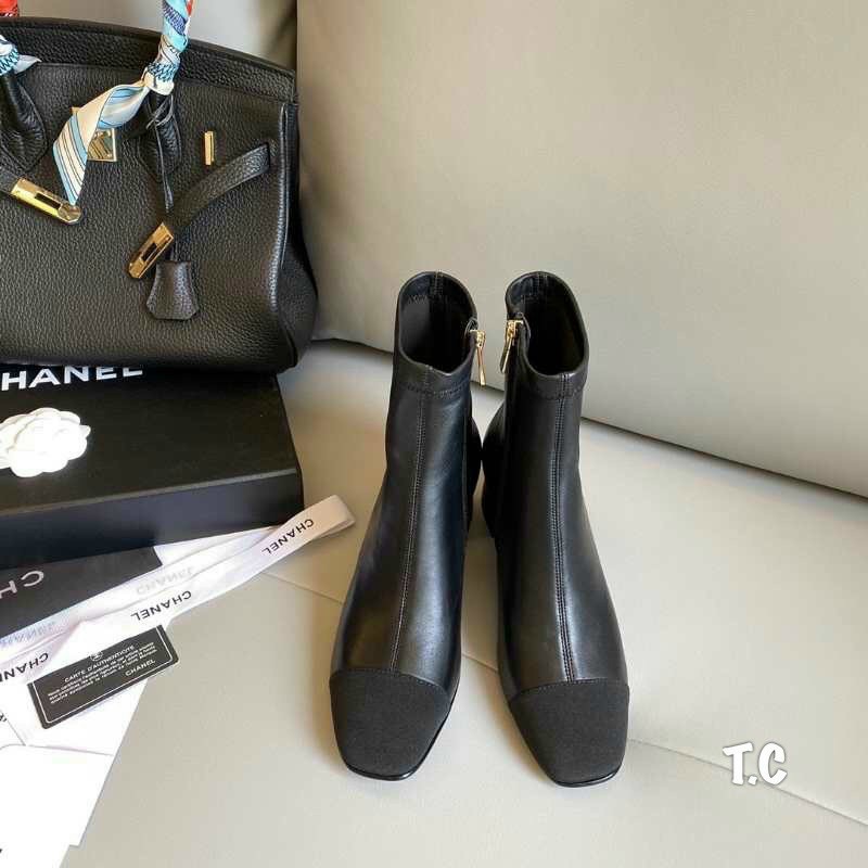 ⚡️Chất Da Thật⚡️Bốt Chaanels Da Mềm Màu Đen Mã BOT.011
