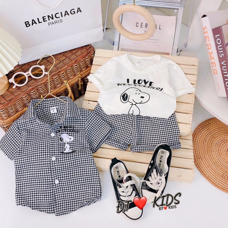 Bộ cộc tay 3 chi tiết gồm áo phông và áo khoác ngoài cho bé trai