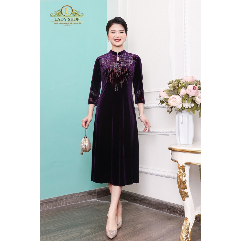 Thời trang trung niên Ladyshop Đầm nhung cổ tàu kết thủ công sang trọng TK750 | BigBuy360 - bigbuy360.vn