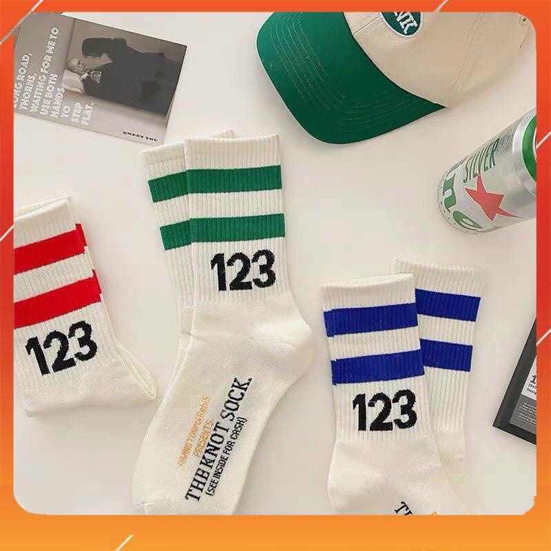 Tất nữ họa tiết số cao cấp cổ cao kiểu dáng thể thao năng động