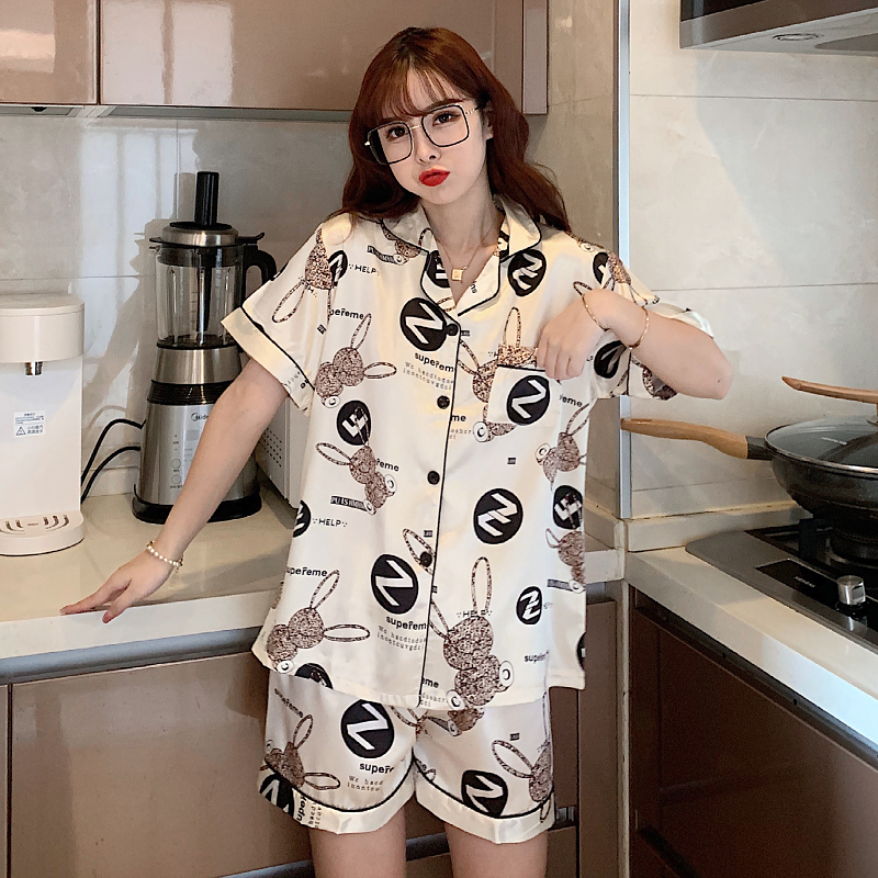 Bộ Đồ Ngủ Vải Phi Bóng Phong Cách Hàn Quốc Cho Nữ