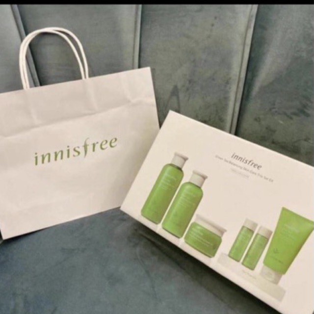 SET DƯỠNG TRÀ XANH INNISSFREE