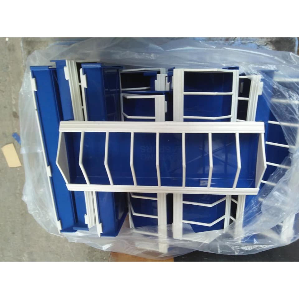 MÁNG ĂN CHỐNG BỚI CHO GÀ, BỒ CÂU, CHIM CẢNH