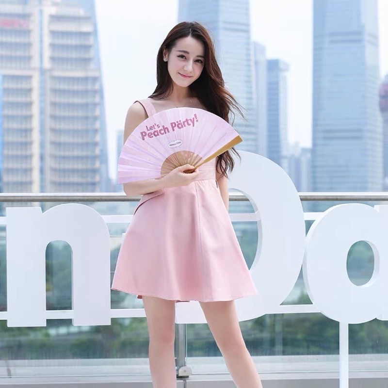 Đầm nữ mùa hè 2021  ĐỊCH LỆ NHIỆT BA mới cô gái màu hồng dễ thương ngọt ngào váy dây treo nhỏ