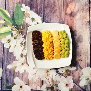 Bánh các vị thơm ngon