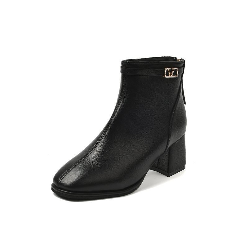 Giày Boot Nữ, Giày Boot Cổ Thấp Gót Cao 5 Cm Siêu Đẹp Da Mềm Hai Màu Đen - Kem Trắng Hàng Cao Cấp Minhtushoes Shop | BigBuy360 - bigbuy360.vn