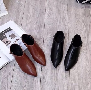 Boots da cổ ngắn quai xích