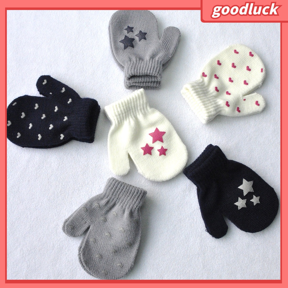 1 Đôi Găng Tay Dệt Kim Chống Trầy Xước In Hình Trái Tim / Ngôi Sao Thời Trang Mùa Đông Cho Bé
