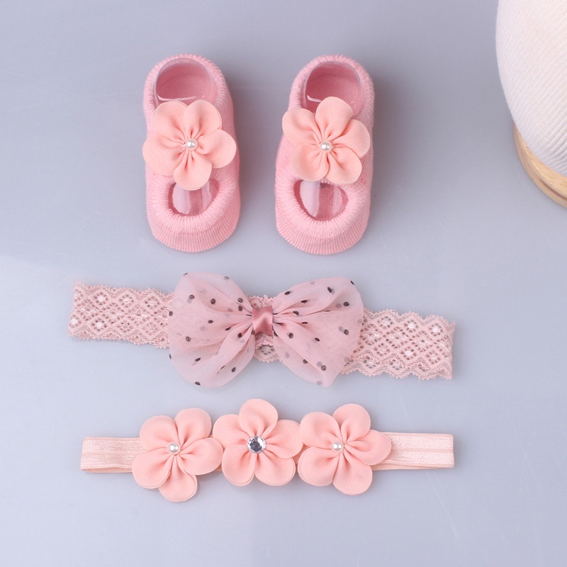 Set 3 Món Gồm Vớ + Vớ Chống Trượt Đính Nơ Và Nơ Dành Cho Bé Gái Sơ Sinh