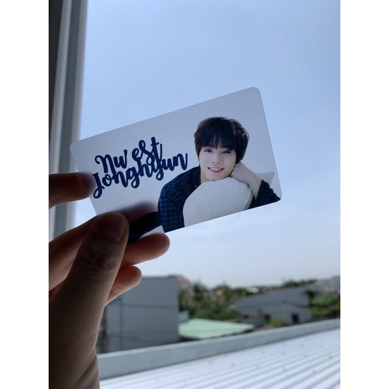 [NU’EST] Card trong JR Jonghyun + Random gift