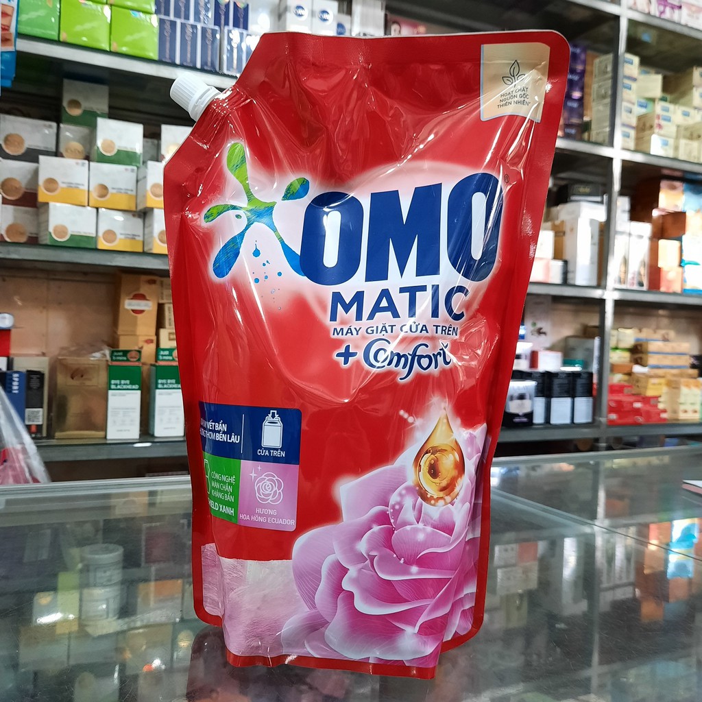 Nước giặt OMO Matic Comfort tinh dầu thơm túi 2.0kg (1.9 lít)