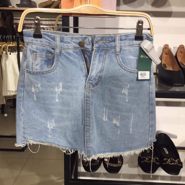 Quần váy daisy size M | BigBuy360 - bigbuy360.vn