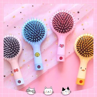 LƯỢC ĐỆM CÓ GƯƠNG PHÍA SAU CẦM TAY