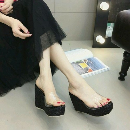 DÉP XUỒNG ĐẾ KIM TUYẾN QUAI TRONG 9P SIÊU ÊM