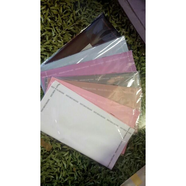 giấy kiếng mờ gói hoa xấp 20 tờ kèm 10 nơ rút