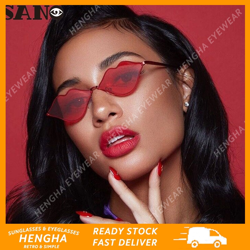 Kính mát nữ gọng hình đôi môi quyến rũ thời trang