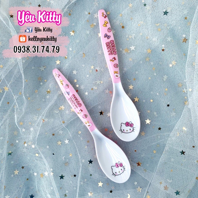 MUỖNG NHỰA MELAMINE HELLOKITTY