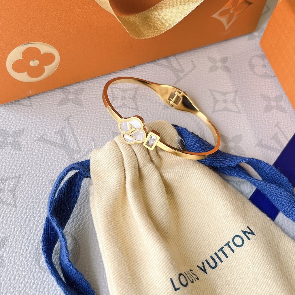 Vòng Tay Louis Vuitton Bằng Thép Titan Họa Tiết LV Monogram