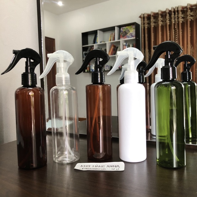 Chai Pet nhựa  200ml/ 250ml đủ màu : Chai Nâu/ Chai xanh rêu/ trong suốt/ Chai trắng vòi nhấn, nắp bật, bóp xịt sương