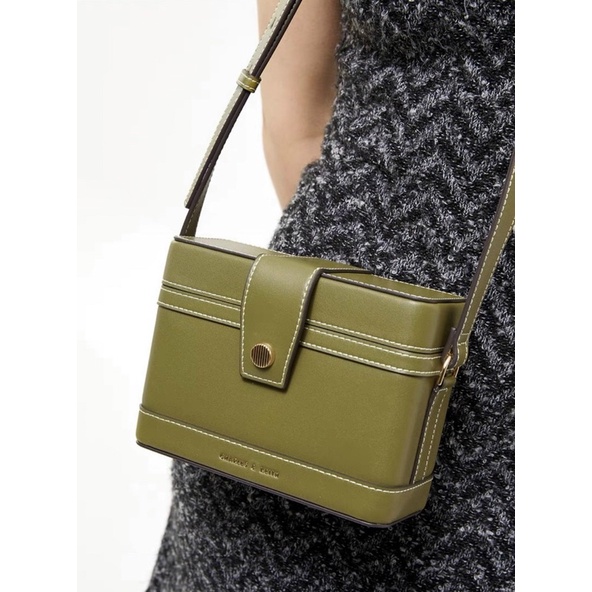 Túi CNK Bronte boxy crossbody bag