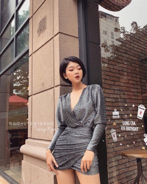 Zum giả vày kèm quần bên trong