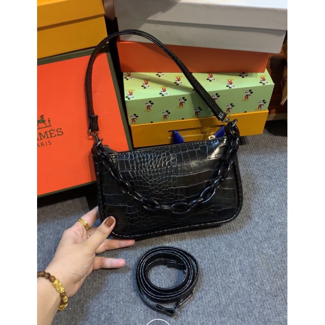 Túi kẹp nách nữ da vân cá sấu dây xích 💖 𝑭𝑹𝑬𝑬𝑺𝑯𝑰𝑷 💖 Túi đeo chéo hàn quốc nữ đẹp viền xích đồng màu 2021 | BigBuy360 - bigbuy360.vn