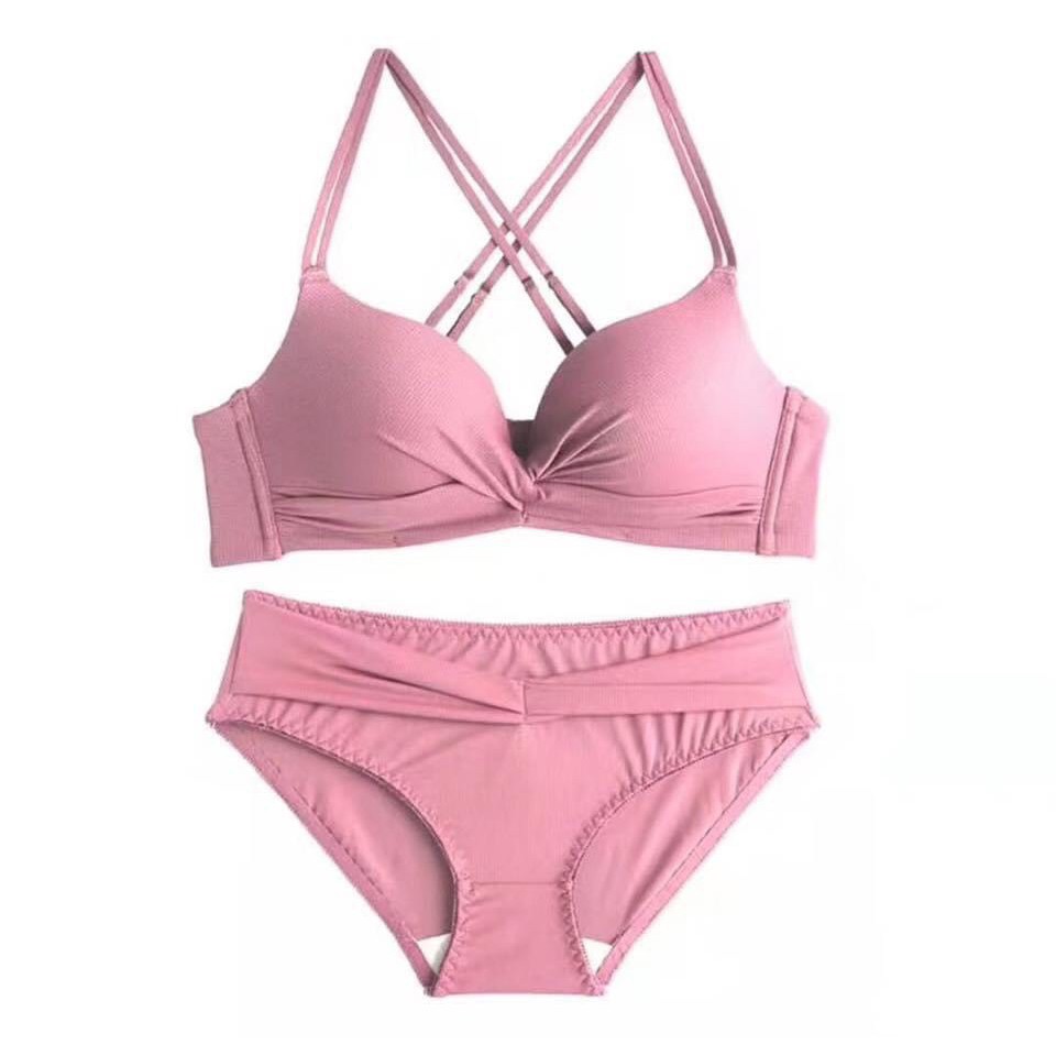 Bộ đồ lót Classy Girl , Không Gọng , Đẩy Ngực Kiểu Áo xoắn Sexy (áo ngực + quần lót) - BỘ XOẮN | BigBuy360 - bigbuy360.vn