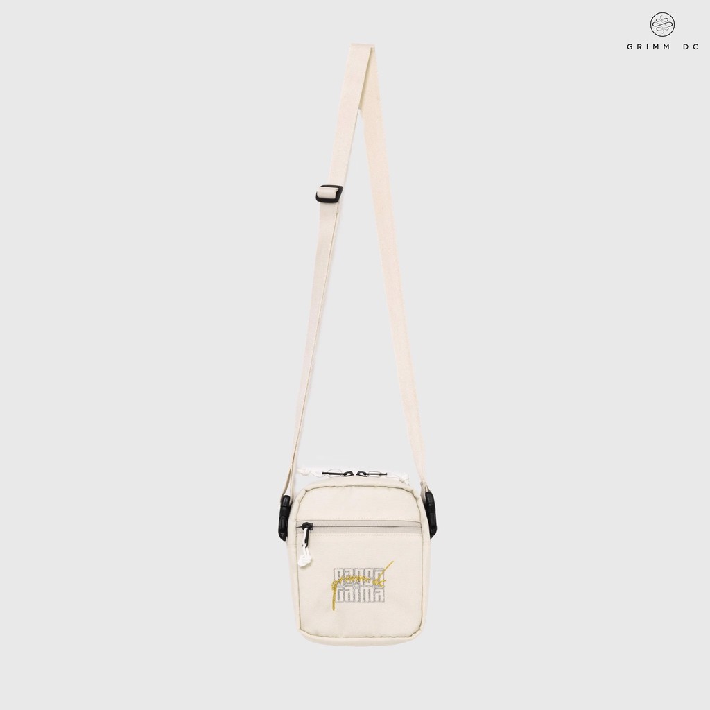 Túi đeo chéo shoulder bag Sống Cho Hết Đời Thanh Xuân