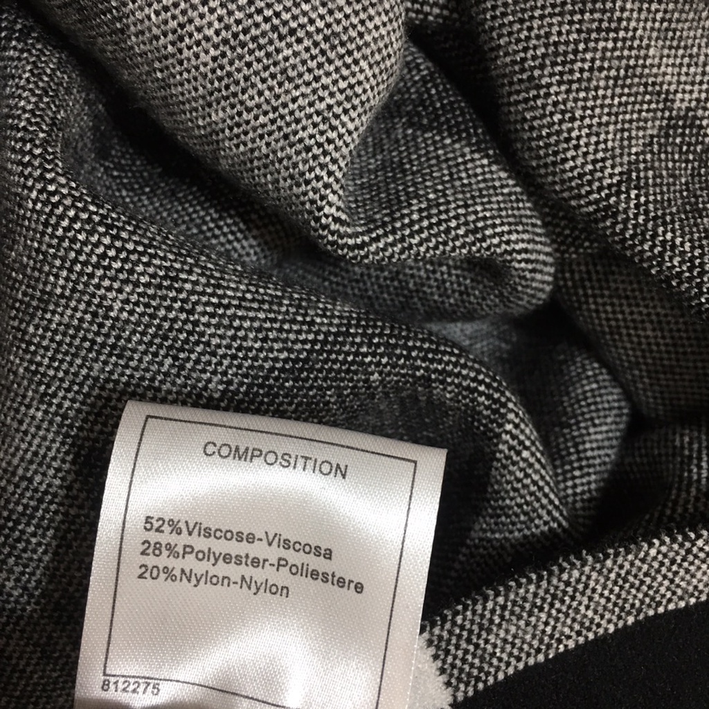 Váy, đầm cách điệu dior CD kẻ sọc, không tay, có mũ trùm đầu