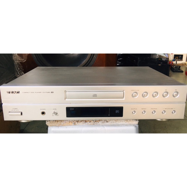 Teac CD-P1260 hàng nhật điện 100v
