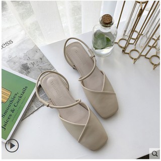Sandal bít mũi đế bằng phong cách Hàn Quốc