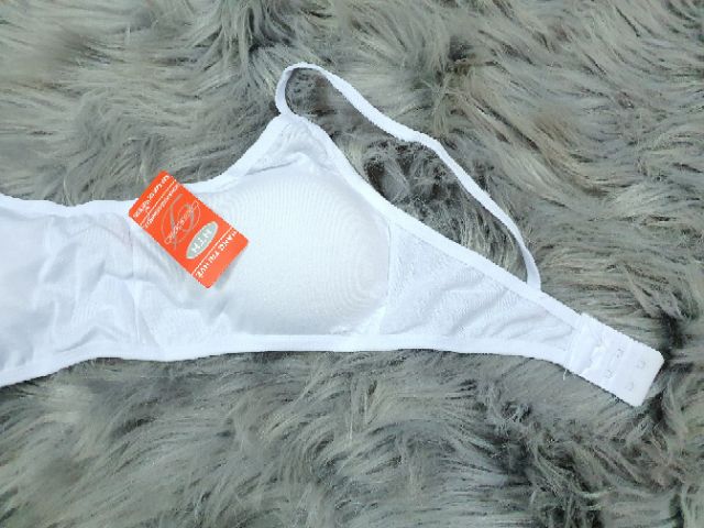 Áo lá muốt có gài học sinh 18k/ 1 cái | BigBuy360 - bigbuy360.vn