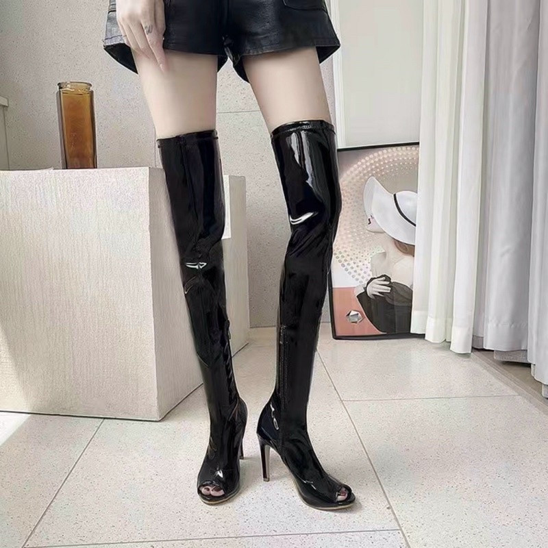 Bốt đùi Lisa hở mũi da bóng khoá cạnh gót nhọn 10p dành cho cô nàng sang chảnh