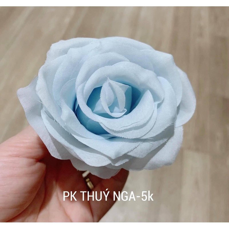 5 Bông Hồng Trang Trí Bánh