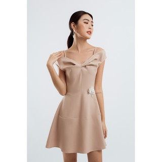 Đầm Bẹt Vai Xoắn Ngực EDINI - D1237